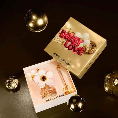 Marc Jacobs Daisy Love Eau de Toilette 50ML Gift Set