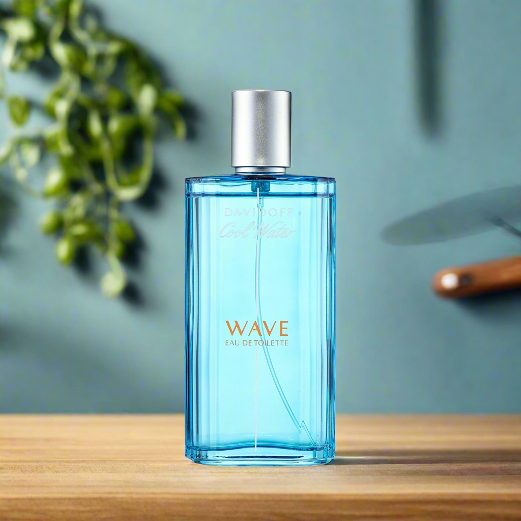 Cool Water Wave Eau de Toilette Spray for Men by Davidoff 125ML